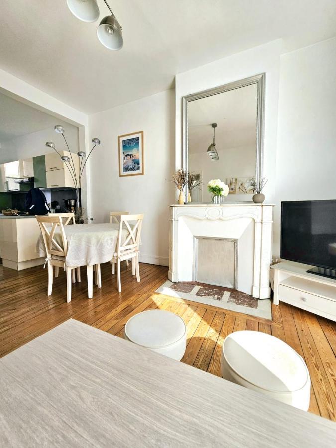 Appartement Douillet En Hyper Centre De Dieppe Exteriör bild